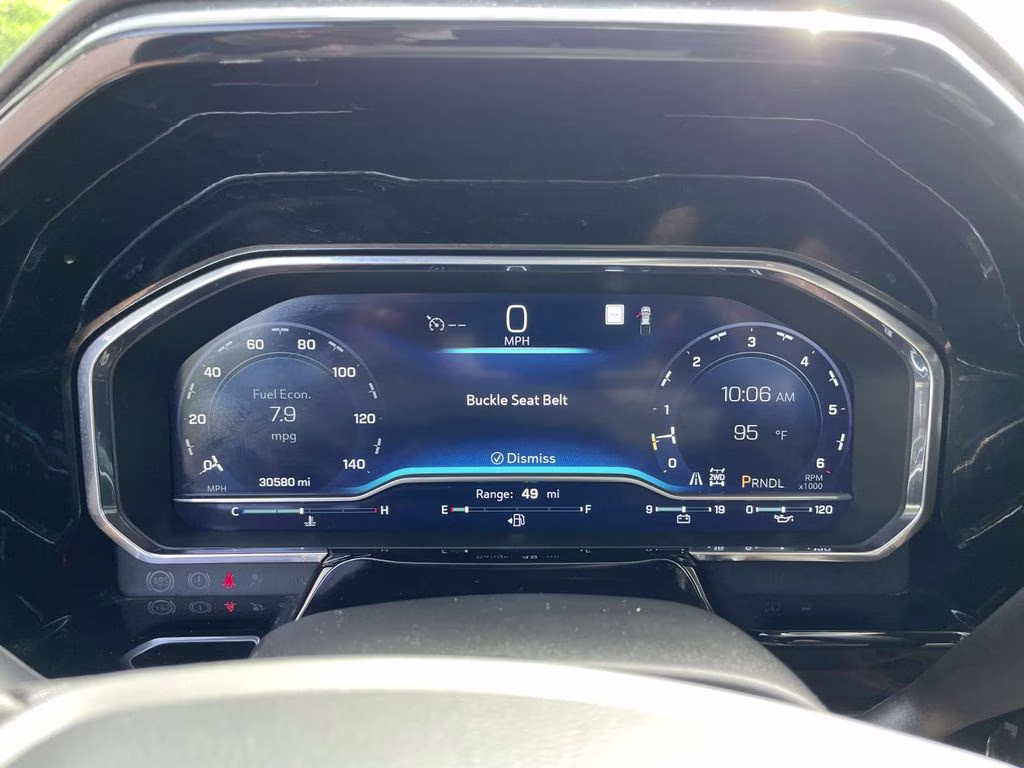 2022 Glacier Blue Metallic Chevrolet Silverado 1500 LT 4X4 Truck