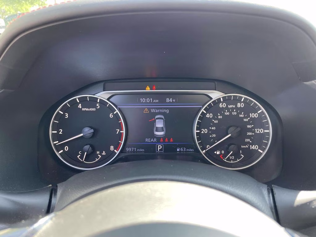2024 Pearl White Tricoat Nissan Altima 2.5 SR FWD Sedan
