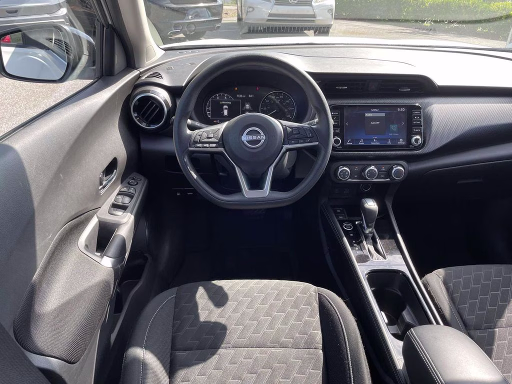 2023 Aspen White/Super Black Nissan Kicks SV FWD SUV