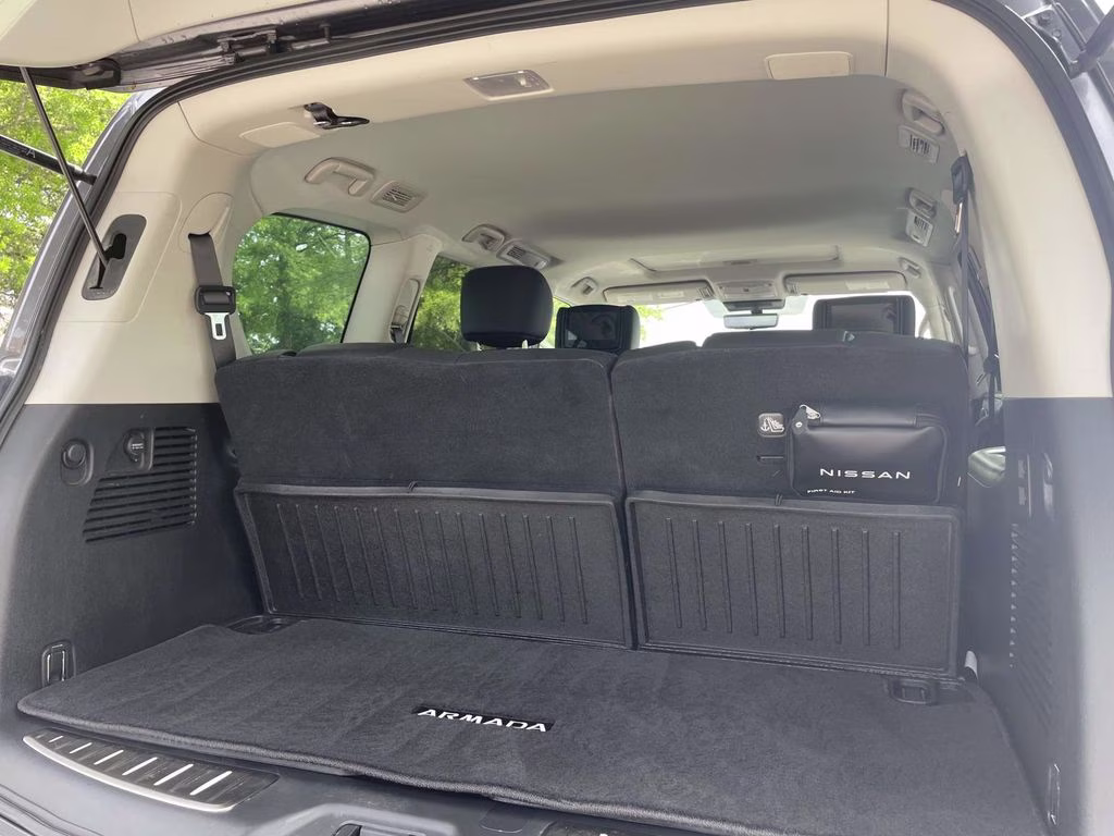 2023 Gun Metallic Nissan Armada Platinum 4X4 SUV