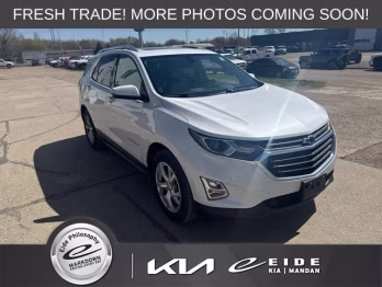 2018 Iridescent Pearl Tricoat Chevrolet Equinox LT AWD SUV