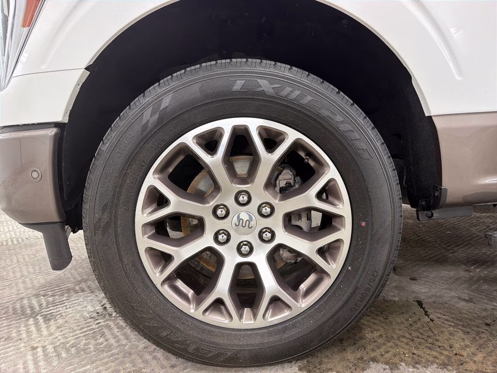 2021 Star White Metallic Tri-Coat Ford F-150 King Ranch 4X4 Truck