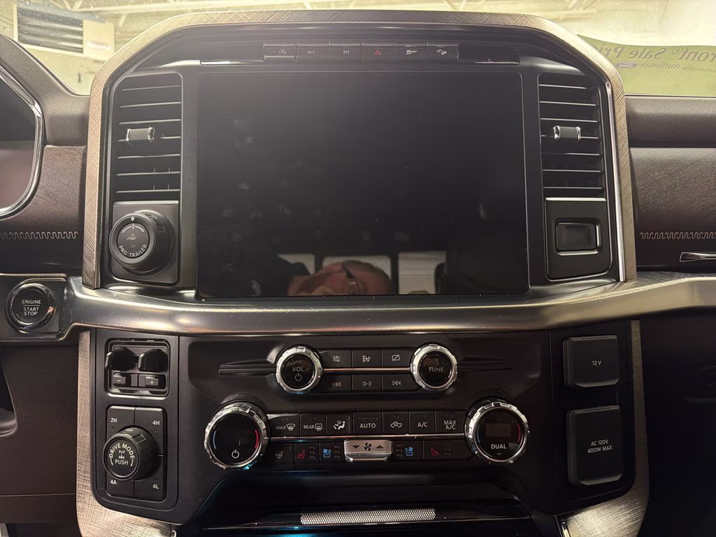 2021 Star White Metallic Tri-Coat Ford F-150 King Ranch 4X4 Truck