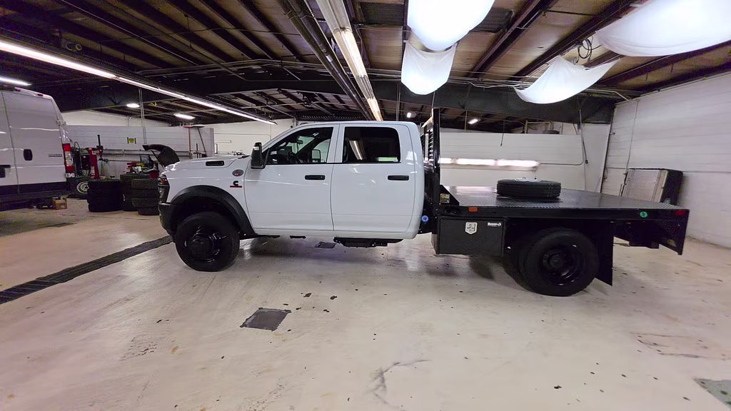 2026 Bright White Clearcoat Ram 5500HD Tradesman 4X4 Truck