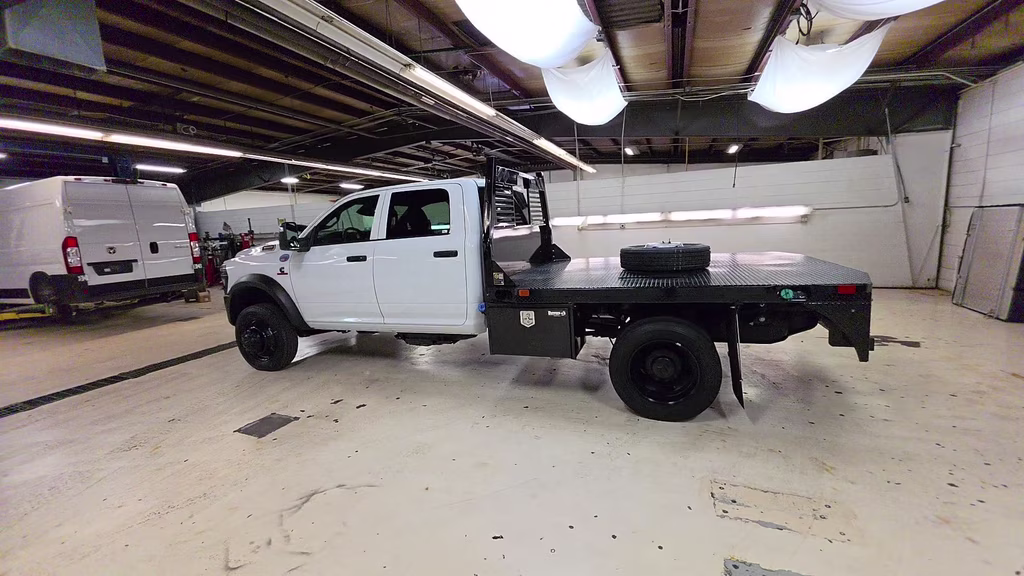2026 Bright White Clearcoat Ram 5500HD Tradesman 4X4 Truck