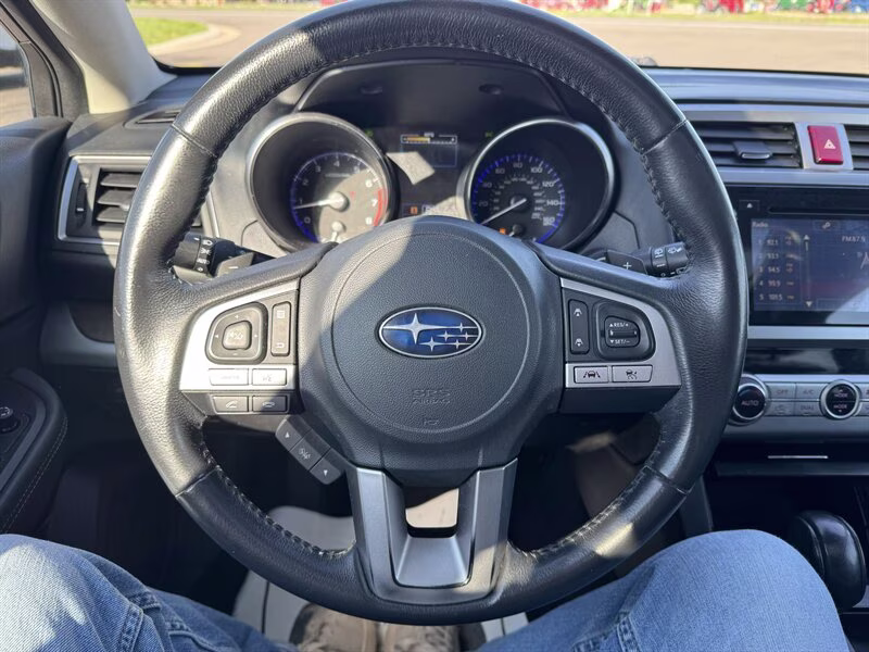2017 Twilight Blue Metallic Subaru Outback 3.6R Limited AWD Crossover