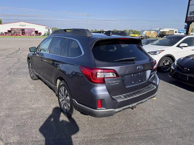 2017 Twilight Blue Metallic Subaru Outback 3.6R Limited AWD Crossover