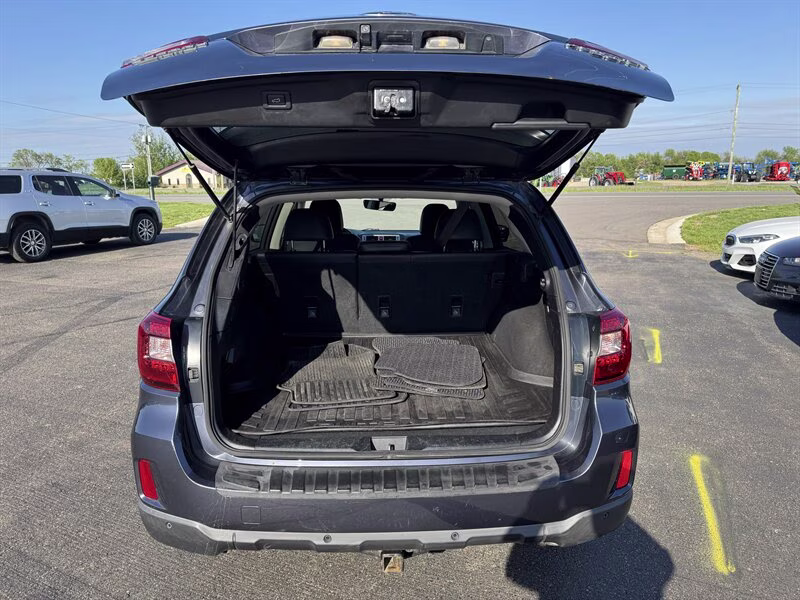 2017 Twilight Blue Metallic Subaru Outback 3.6R Limited AWD Crossover