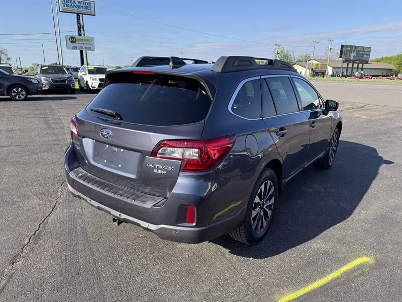 2017 Twilight Blue Metallic Subaru Outback 3.6R Limited AWD Crossover