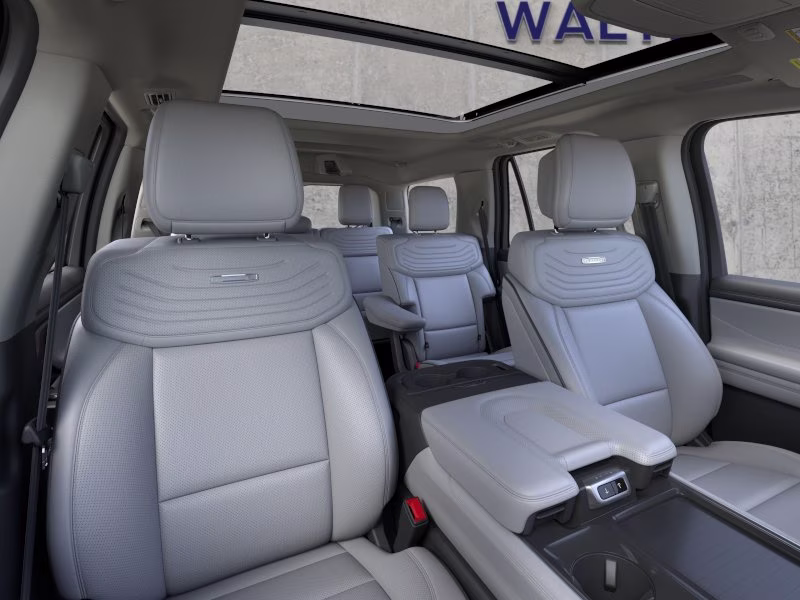 2026 Star White Metallic Tri-Coat Ford Expedition Platinum 4X4 SUV