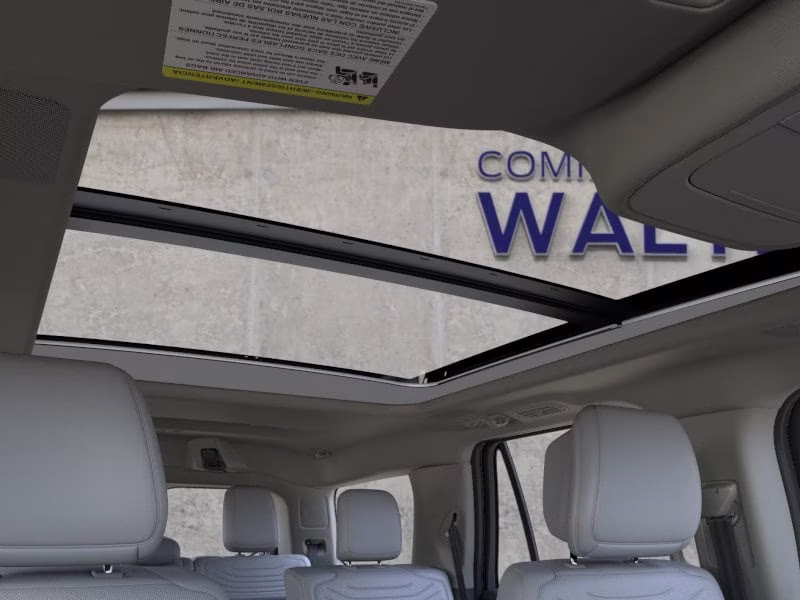 2026 Star White Metallic Tri-Coat Ford Expedition Platinum 4X4 SUV