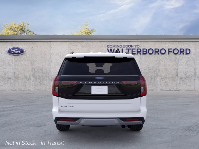 2026 Star White Metallic Tri-Coat Ford Expedition Platinum 4X4 SUV