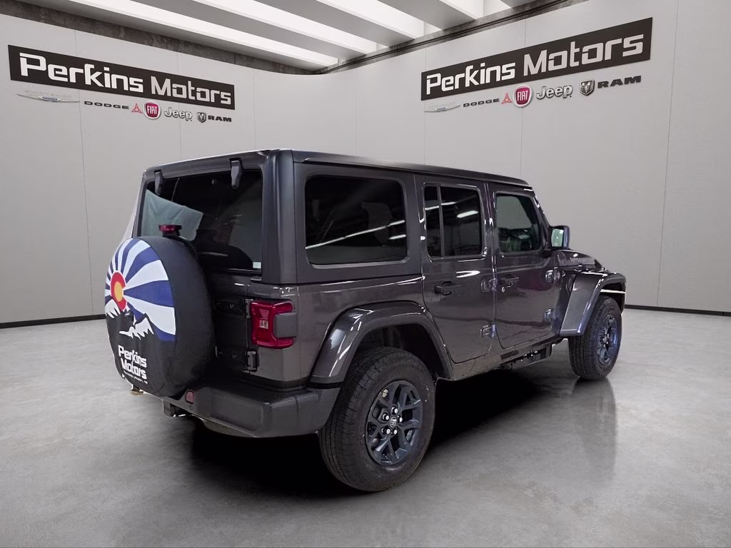 2026 Granite Crystal Metallic Clearcoat Jeep Wrangler 4X4 SUV