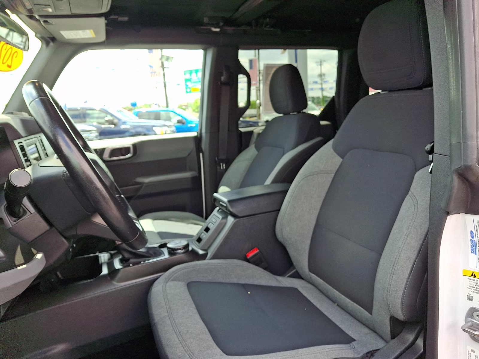 2023 Oxford White - YZ Ford Bronco Big Bend 4X4