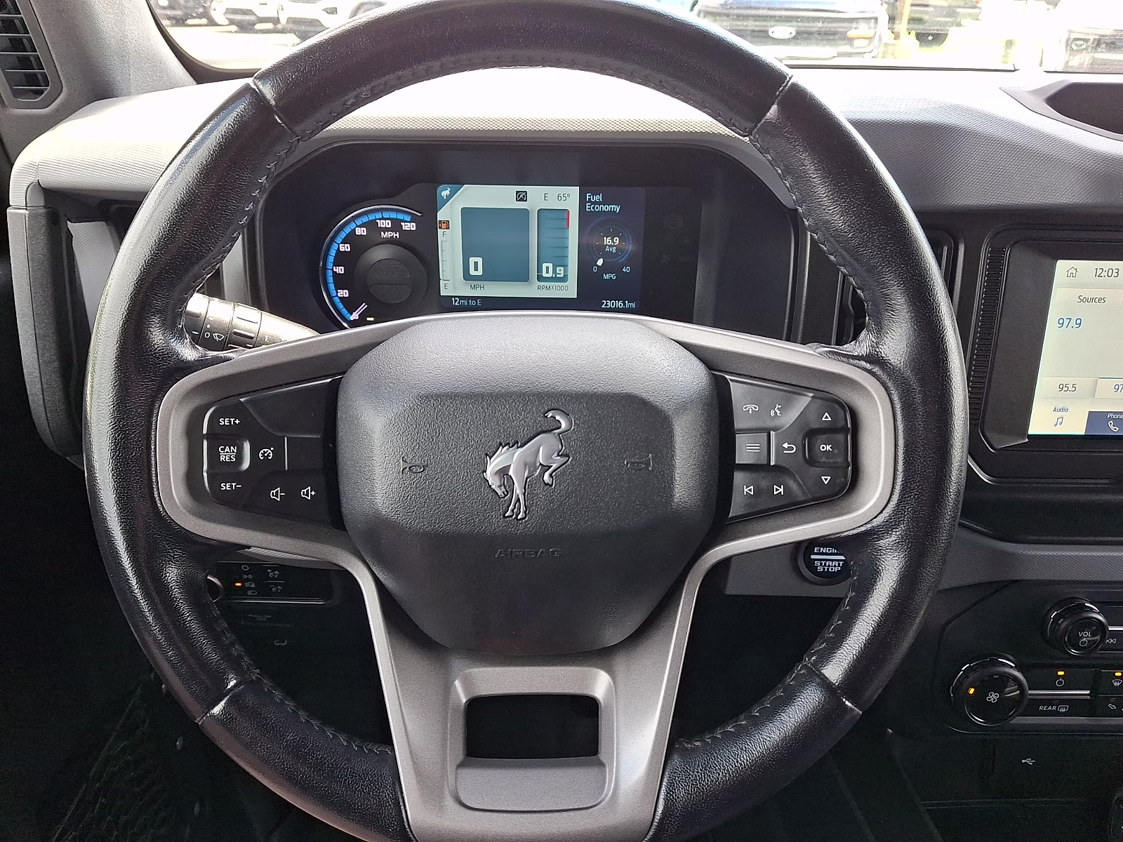 2023 Oxford White - YZ Ford Bronco Big Bend 4X4