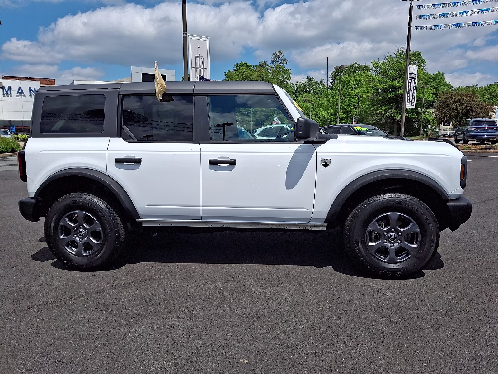 2023 Oxford White - YZ Ford Bronco Big Bend 4X4