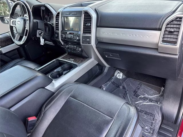 2018 Ruby Red Metallic Ford Super Duty F-250 SRW Lariat 4X4 Truck