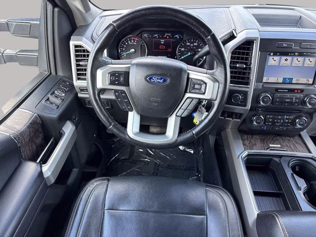2018 Ruby Red Metallic Ford Super Duty F-250 SRW Lariat 4X4 Truck
