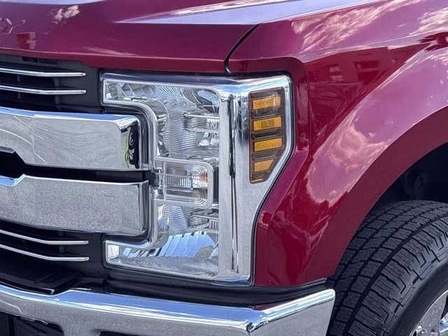 2018 Ruby Red Metallic Ford Super Duty F-250 SRW Lariat 4X4 Truck