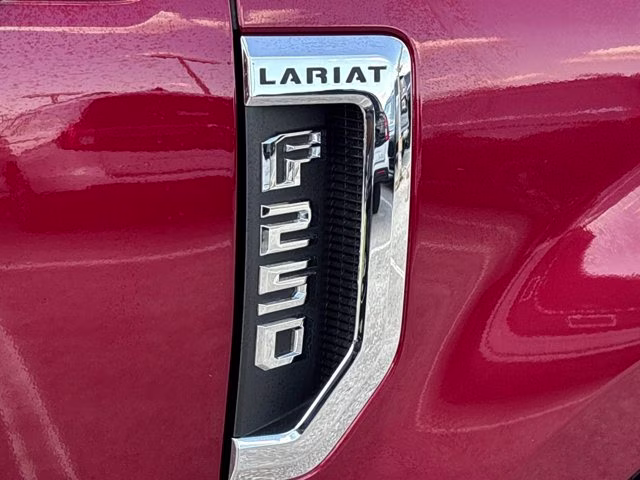 2018 Ruby Red Metallic Ford Super Duty F-250 SRW Lariat 4X4 Truck