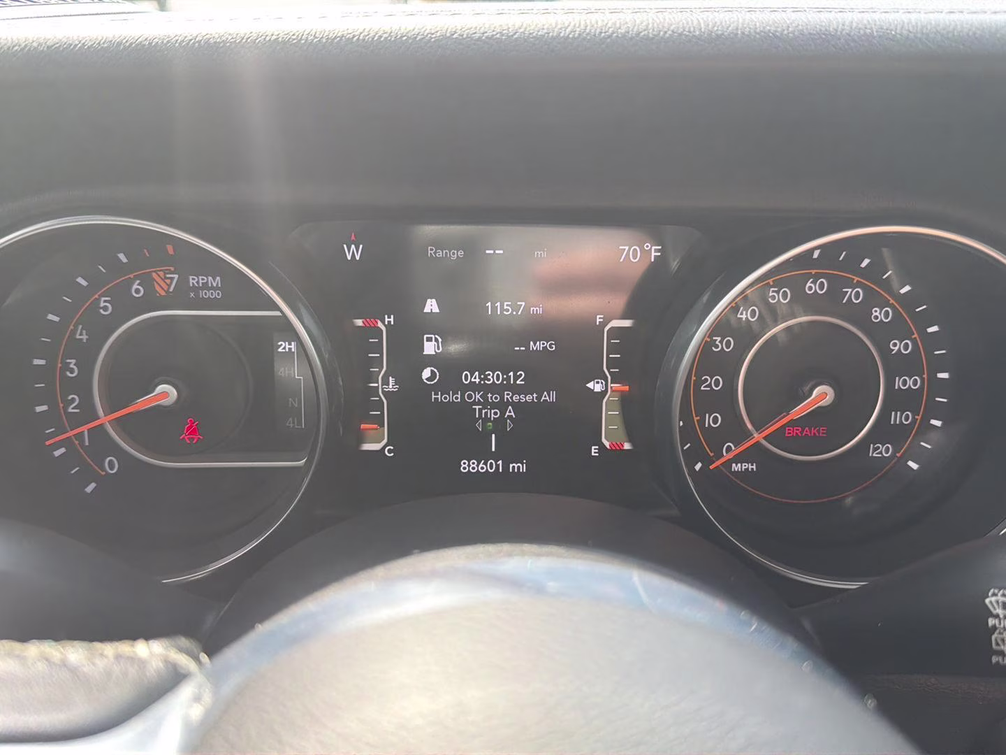 2019 Bright White Jeep Wrangler Unlimited Sahara 4X4 SUV
