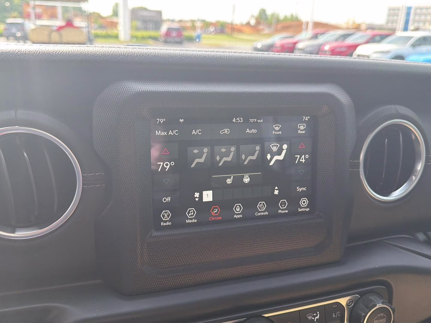 2019 Bright White Jeep Wrangler Unlimited Sahara 4X4 SUV