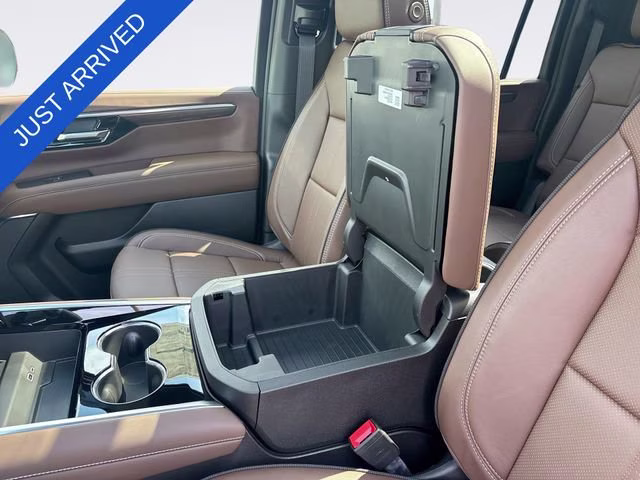 2026 Polar White Tricoat Chevrolet Suburban High Country 4X4 SUV