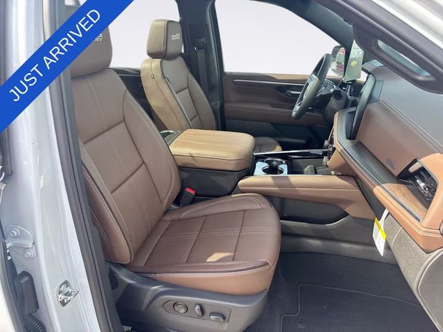 2026 Polar White Tricoat Chevrolet Suburban High Country 4X4 SUV