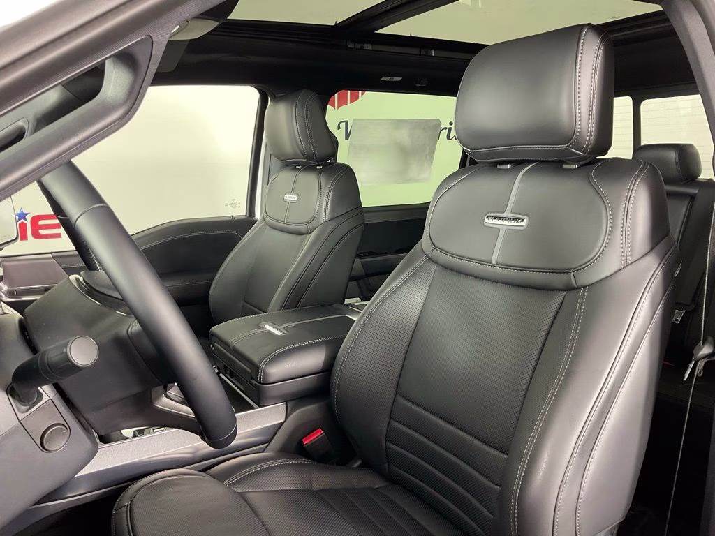 2026 White Ford F-150 Platinum 4X4 Truck