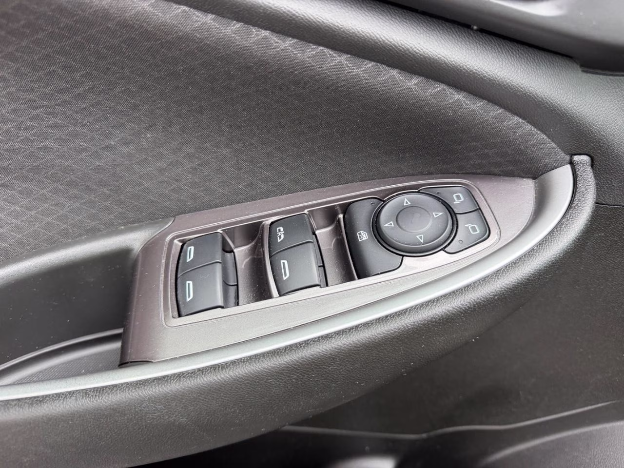 2023 Sterling Gray Metallic Chevrolet Malibu LT 1LT FWD Sedan