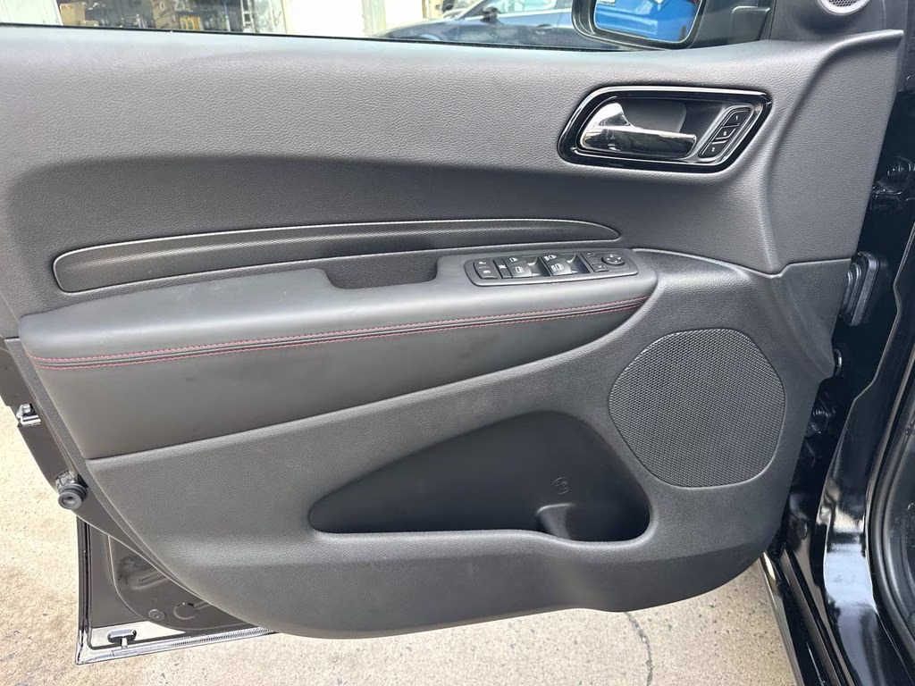 2026 DB Black Crystal Clearcoat Dodge Durango GT Plus HEMI V8 AWD SUV
