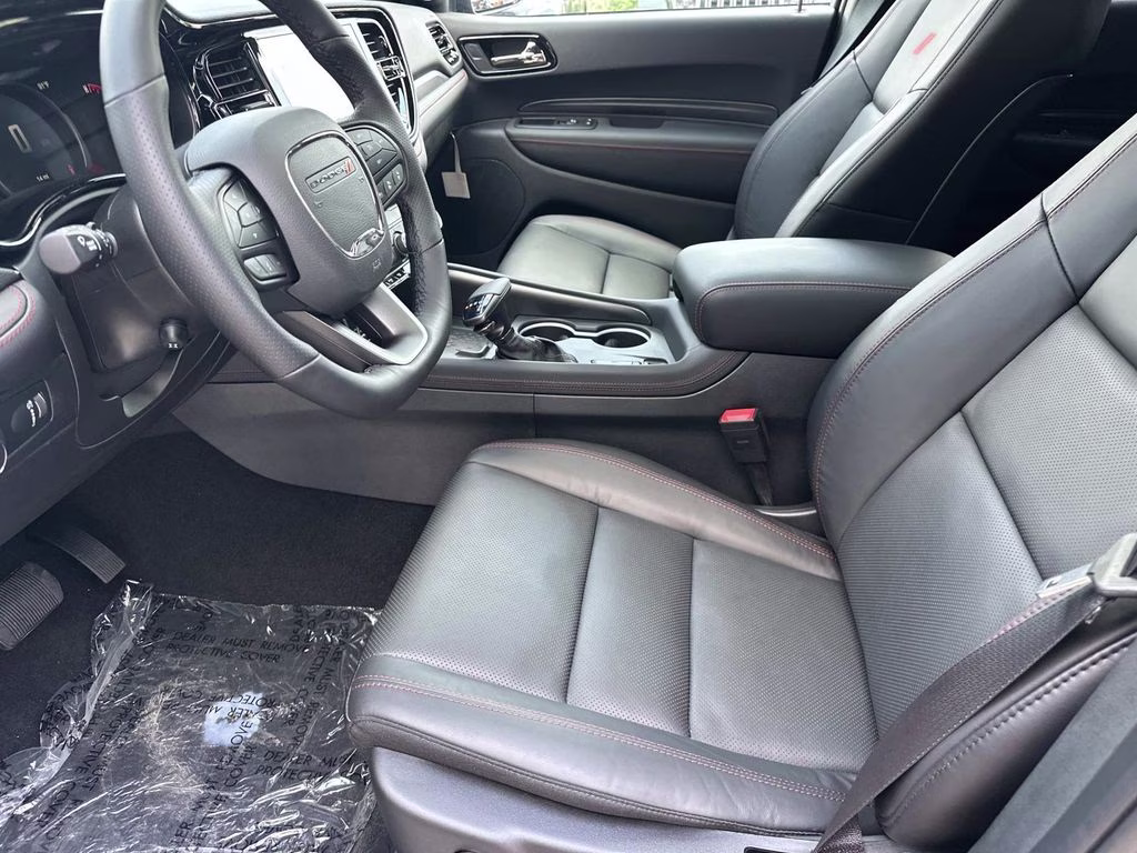 2026 DB Black Crystal Clearcoat Dodge Durango GT Plus HEMI V8 AWD SUV