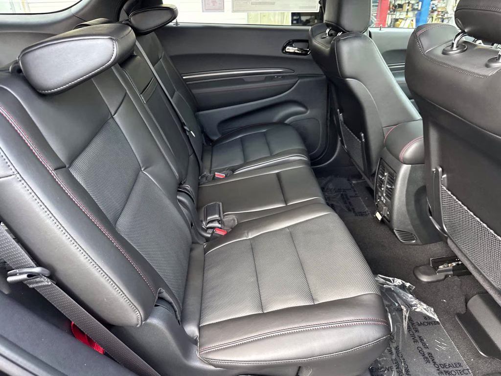 2026 DB Black Crystal Clearcoat Dodge Durango GT Plus HEMI V8 AWD SUV