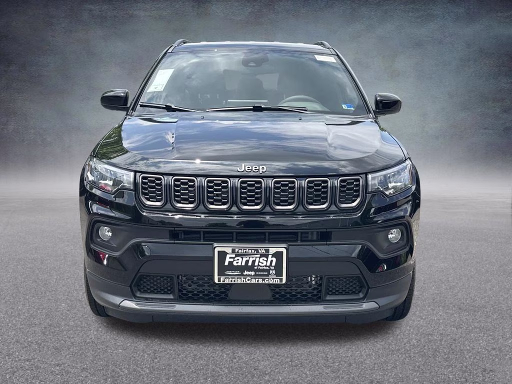 2026 Diamond Black Crystal Pearlcoat Jeep Compass Latitude 4X4 SUV