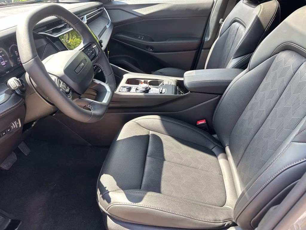 2026 Sting-Gray Clearcoat Jeep Cherokee Overland 4X4 SUV