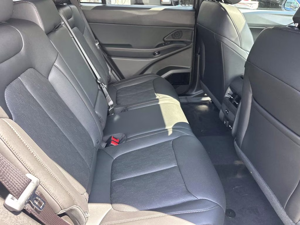 2026 Sting-Gray Clearcoat Jeep Cherokee Overland 4X4 SUV