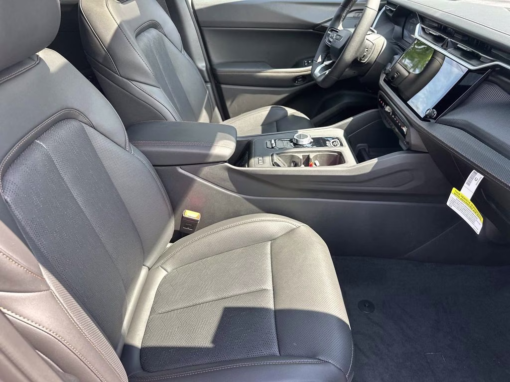 2026 Sting-Gray Clearcoat Jeep Cherokee Overland 4X4 SUV