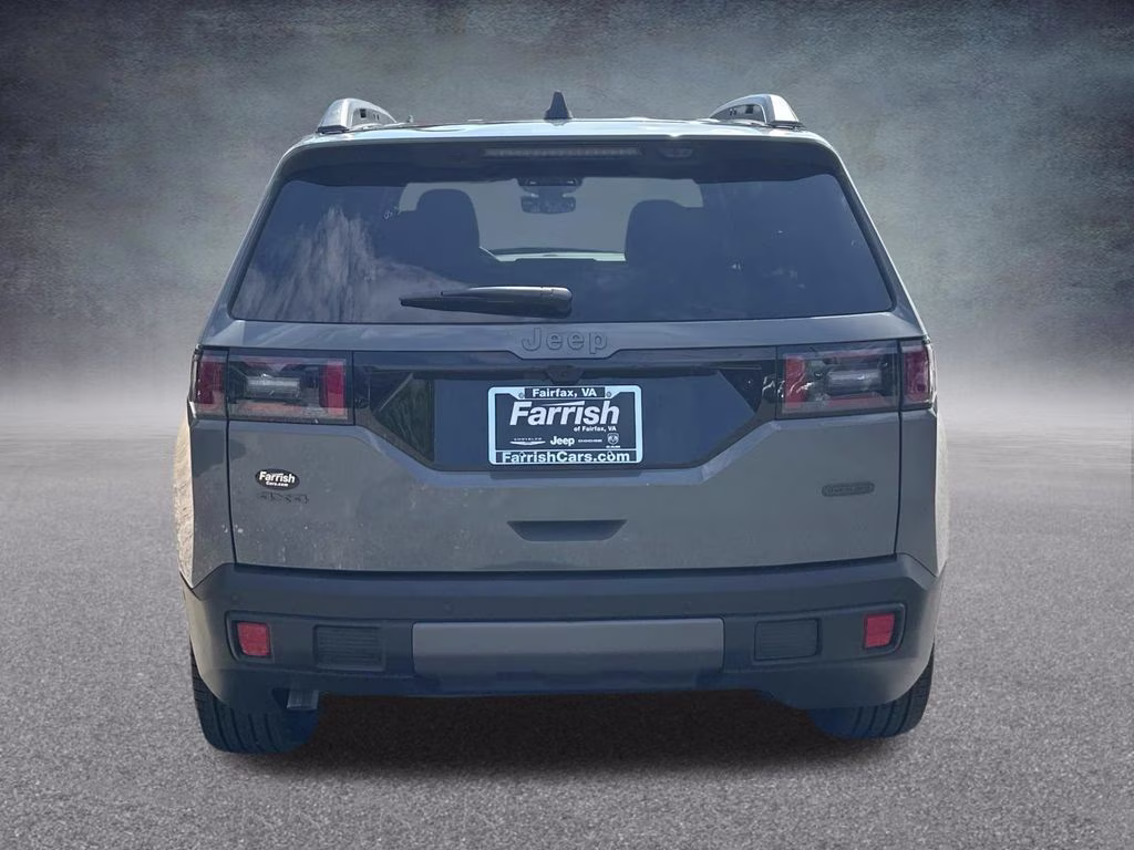 2026 Sting-Gray Clearcoat Jeep Cherokee Overland 4X4 SUV