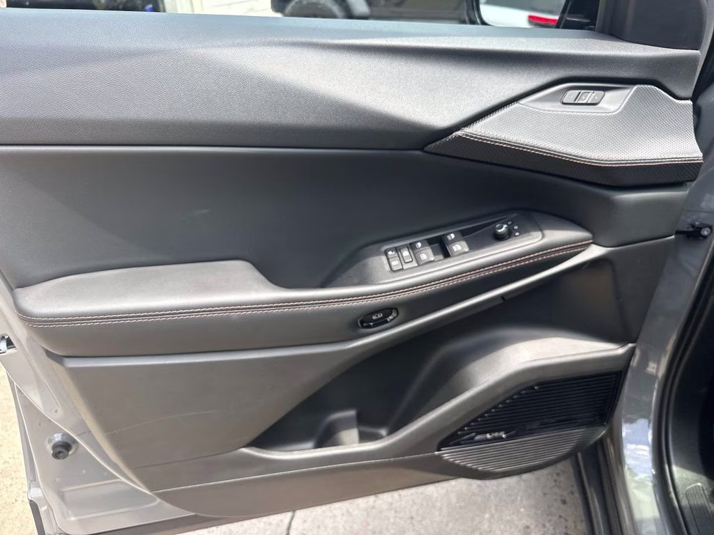 2026 Sting-Gray Clearcoat Jeep Cherokee Overland 4X4 SUV