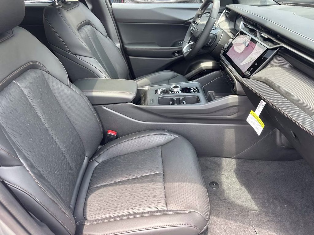 2026 Sting-Gray Clearcoat Jeep Cherokee Overland 4X4 SUV