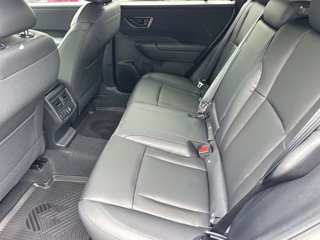 2026 Crystal White Pearl Subaru Outback Premium AWD SUV