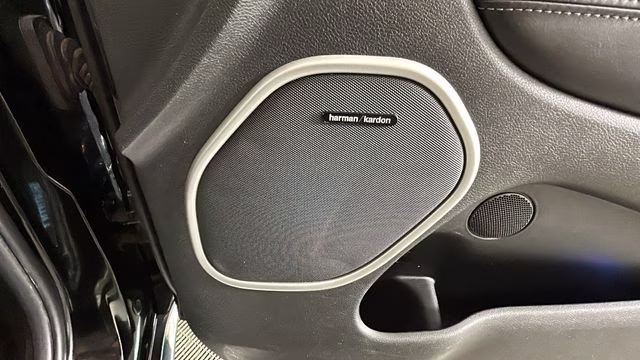 2019 Diamond Black Crystal Pearlcoat Jeep Grand Cherokee Summit 4X4 SUV