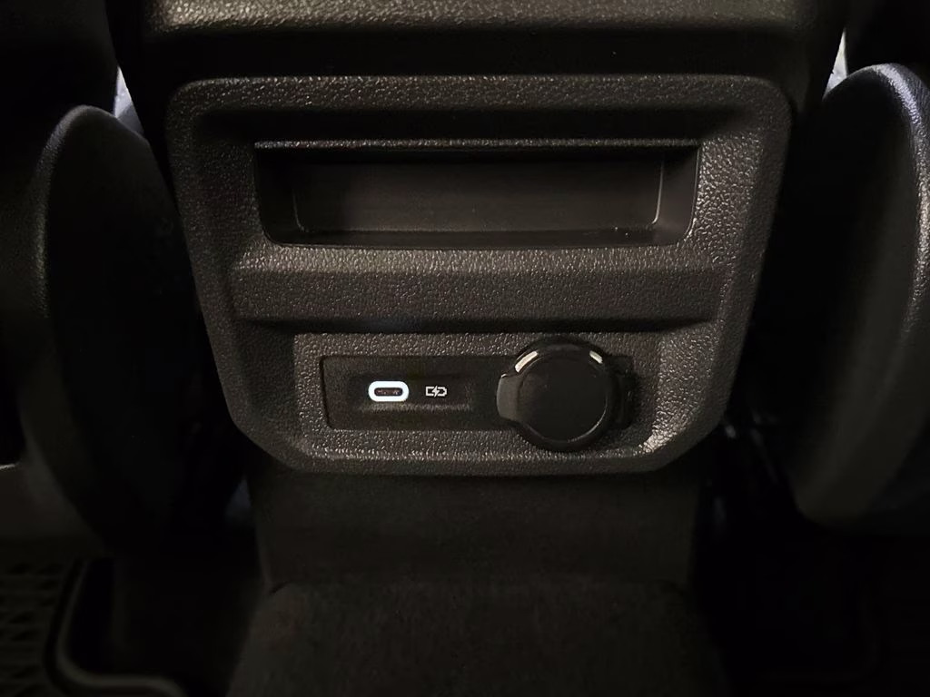 2021 Pure White Volkswagen Tiguan 2.0T SE R-Line Black FWD SUV
