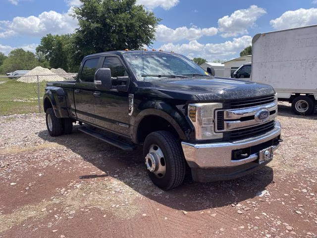 2019 Black Metallic Ford Super Duty F-350 DRW XL 4X4 Truck