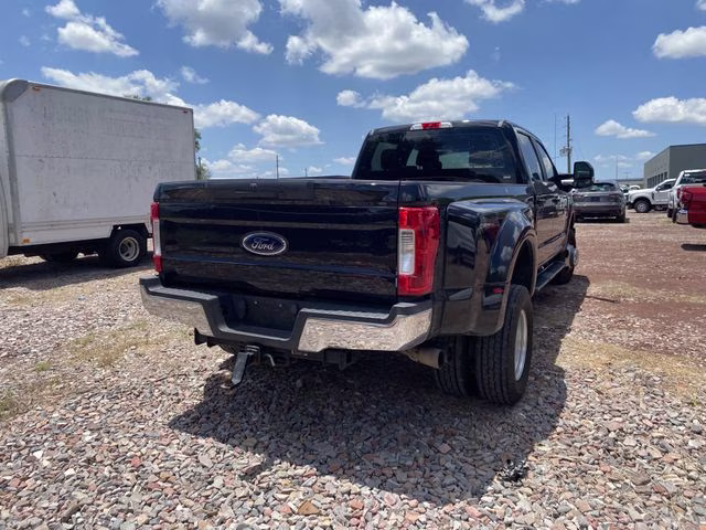 2019 Black Metallic Ford Super Duty F-350 DRW XL 4X4 Truck