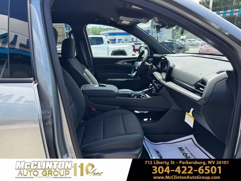 2026 Sterling Gray Metallic Chevrolet Traverse LT AWD SUV