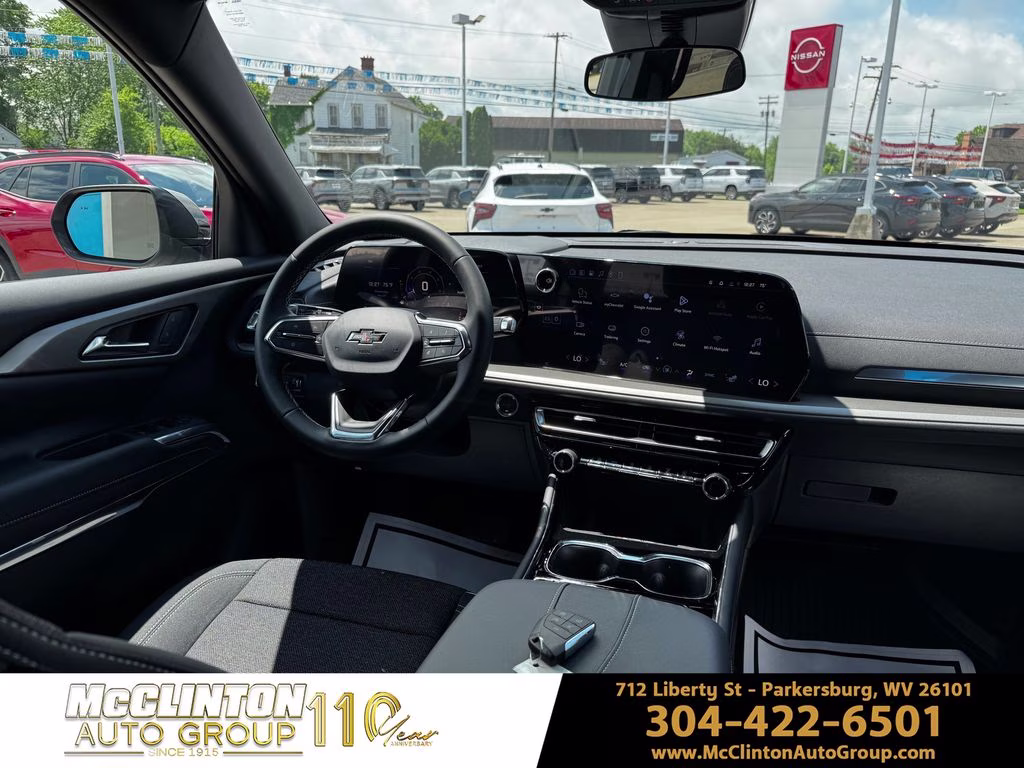 2026 Sterling Gray Metallic Chevrolet Traverse LT AWD SUV