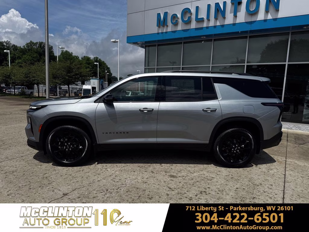 2026 Sterling Gray Metallic Chevrolet Traverse LT AWD SUV