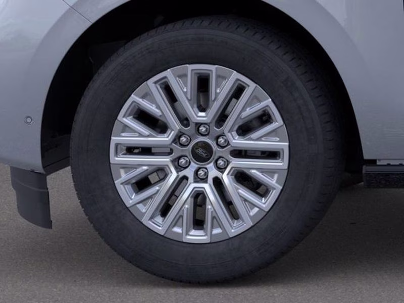 2026 Glacier Gray Met Tri-Coat Ford Expedition Platinum 4X4 Crossover