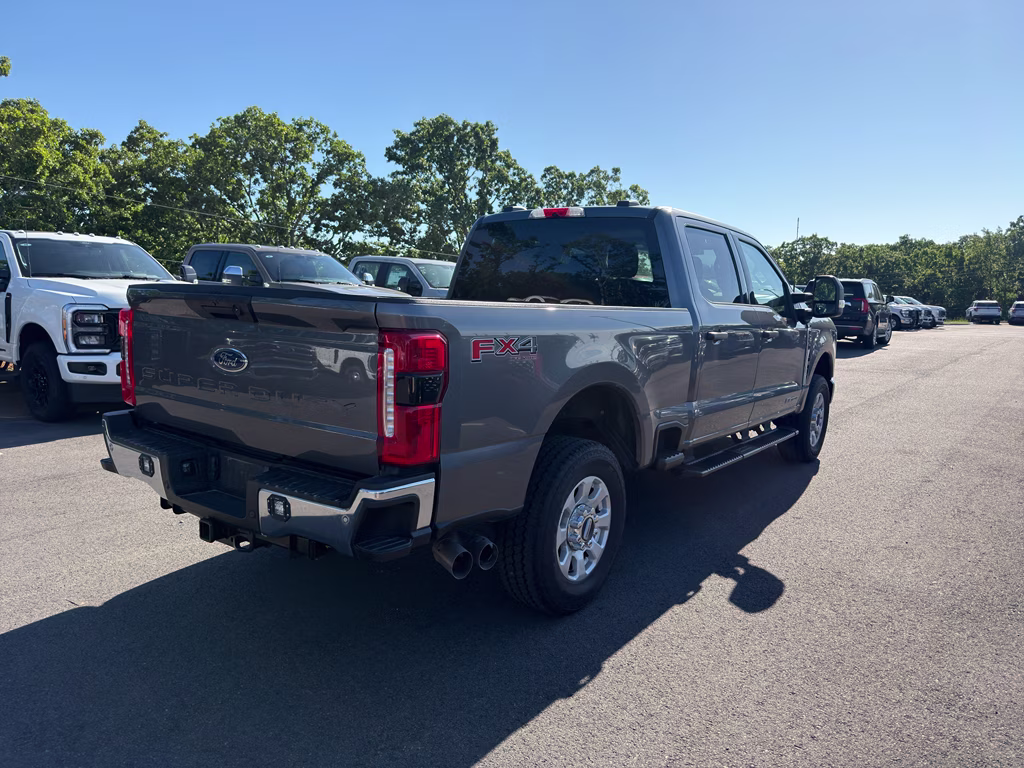2023 CARBONIZED GRAY Ford Super Duty F-250 SRW XLT 4X4 Truck